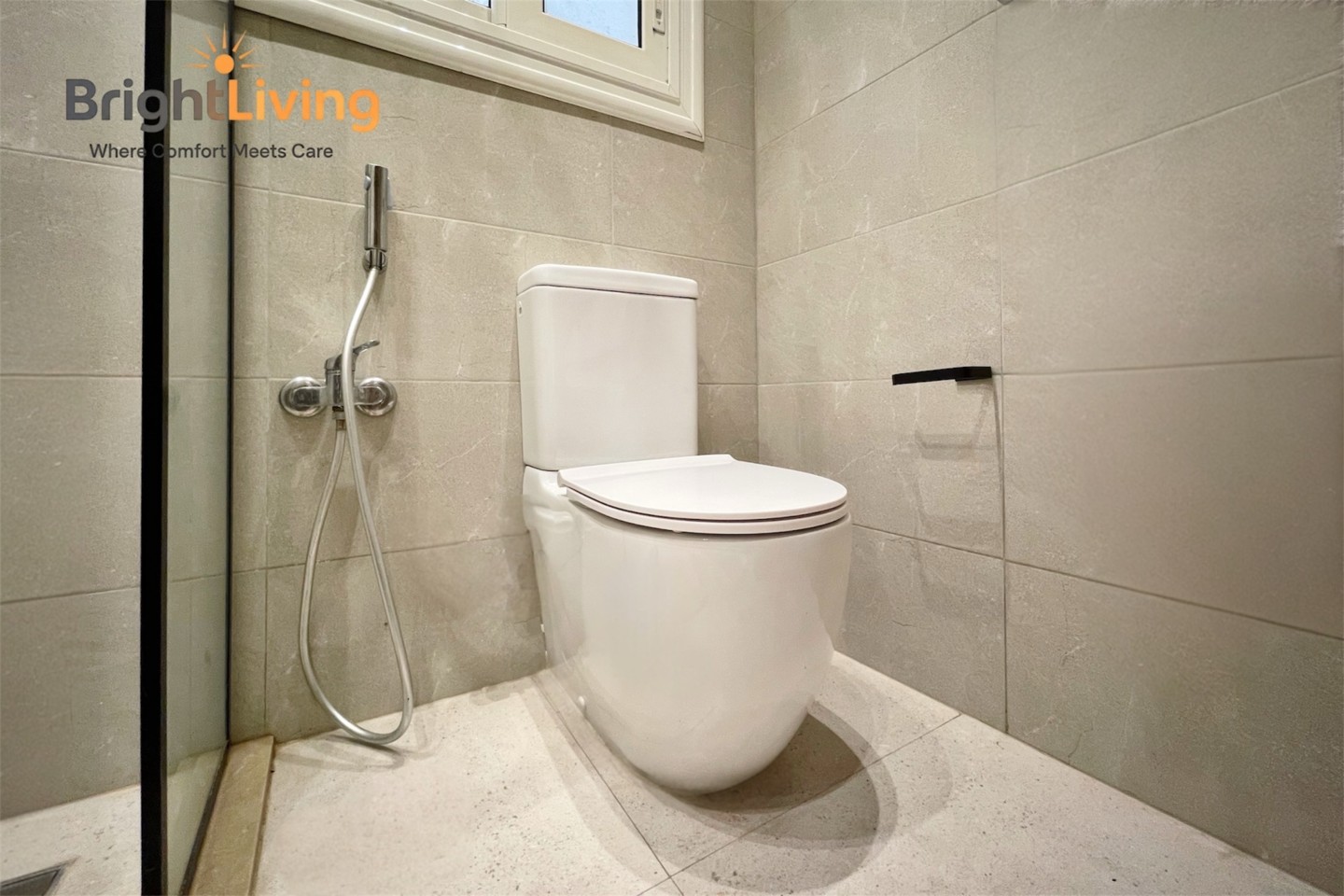 Luxurious 3BR-Stunning Patio&View+5G Wifi@Madinaty — Full bathroom 1 in Madinaty, New Cairo, Egypt — photo 3