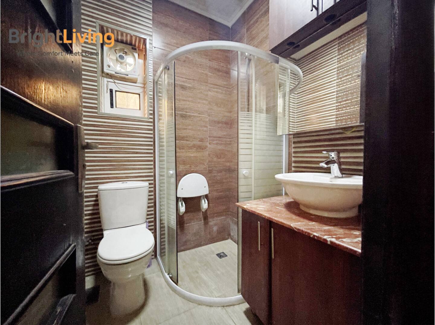 Ultimate Getaway+Private garden — Full bathroom 1 in Madinaty, New Cairo, Egypt — photo 3