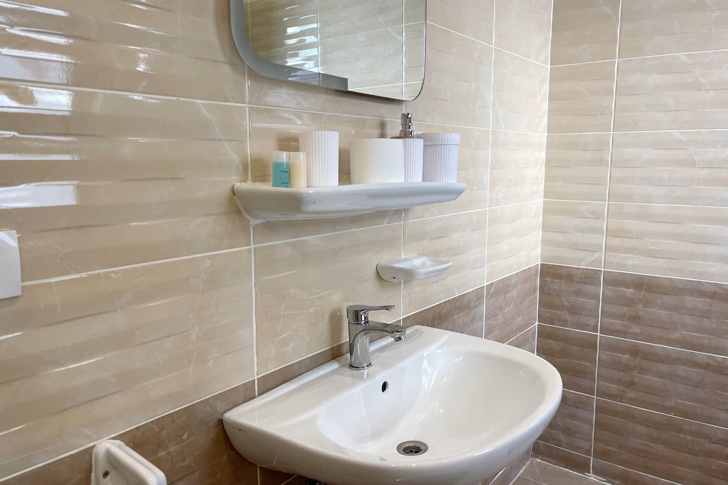 Spacious 3Br 3Bathroom Apartment @ B15 Madinaty — Full bathroom 2 in Building group B15, Madinaty, New Cairo, Egypt — photo 3