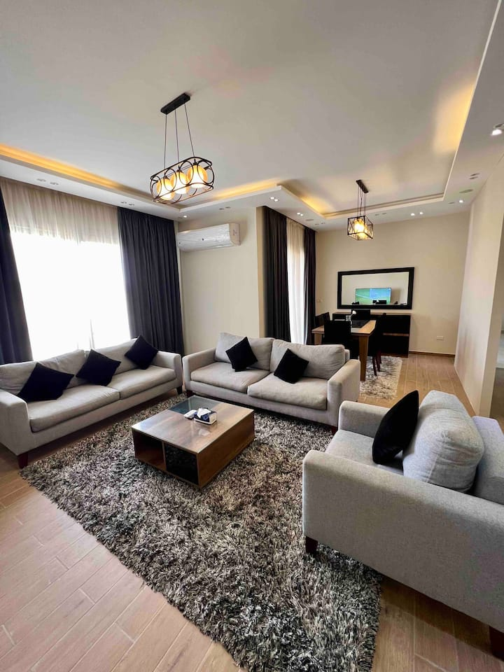 Palm Hills 2-Bed Serviced Aprtment — Apartment in Palm Hills 'The Village Gate, New Cairo, Egypt, Egypt