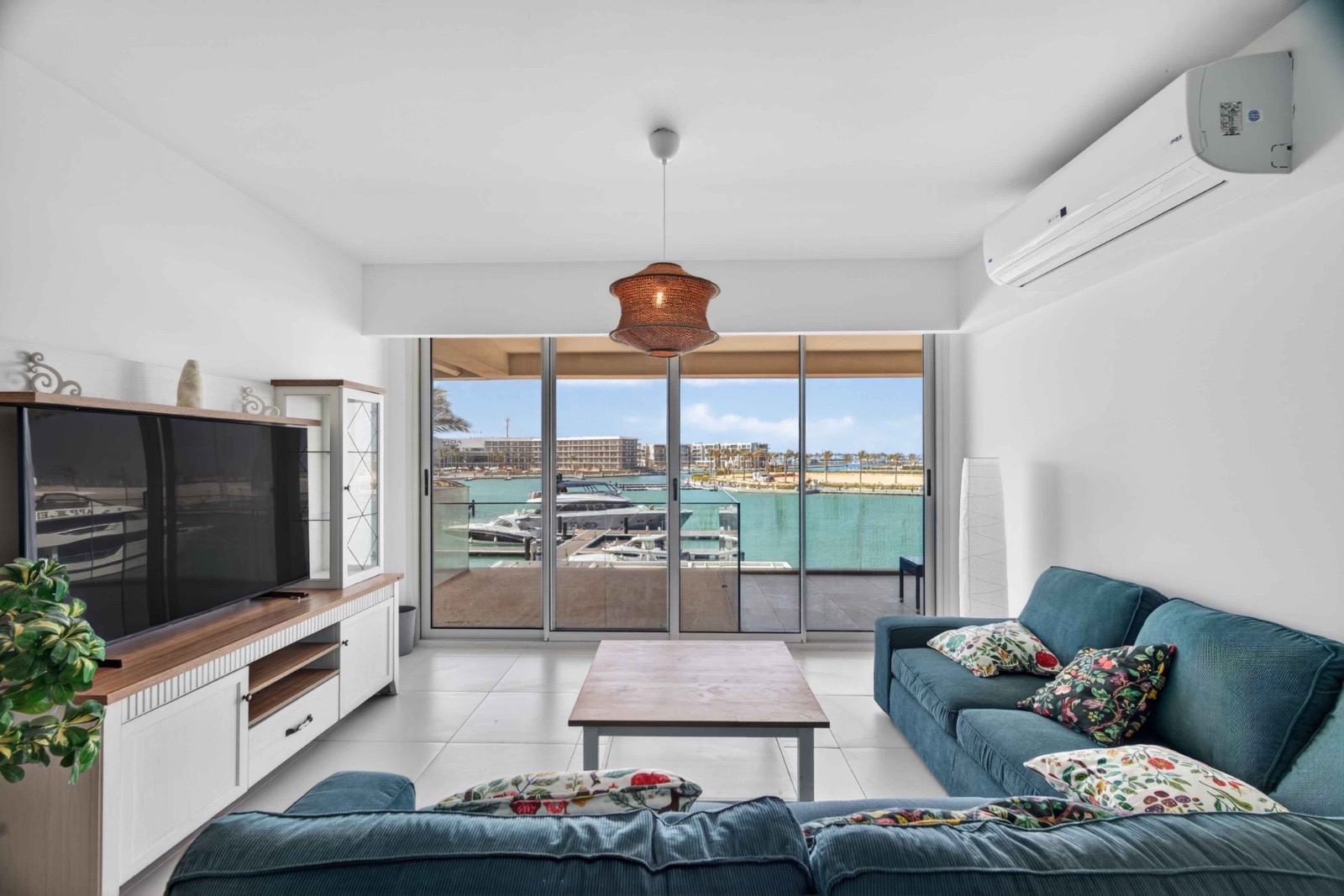 Comfort 3BDR Marrasi North Coast @ Marina View