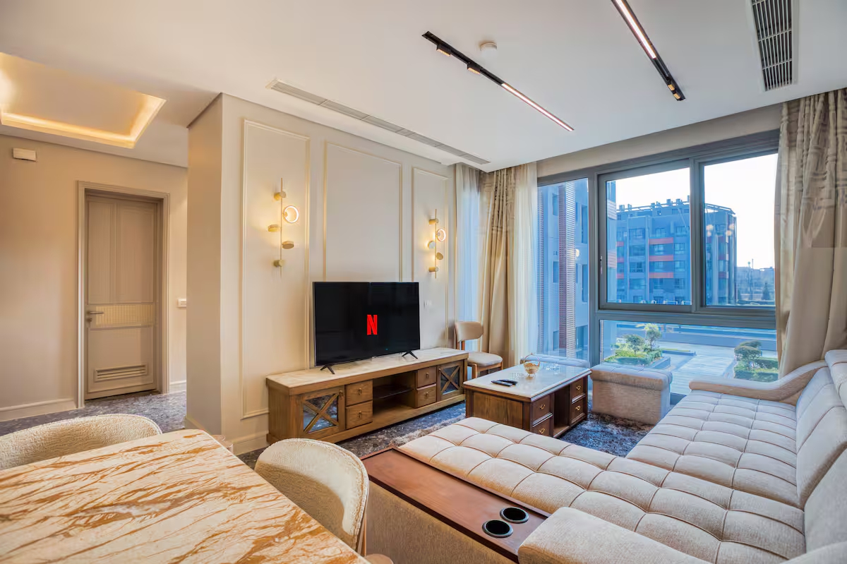 Elegant 1BR Pool View Suite |Aljazi by JW Marriott — Apartment in First New Cairo, Egypt