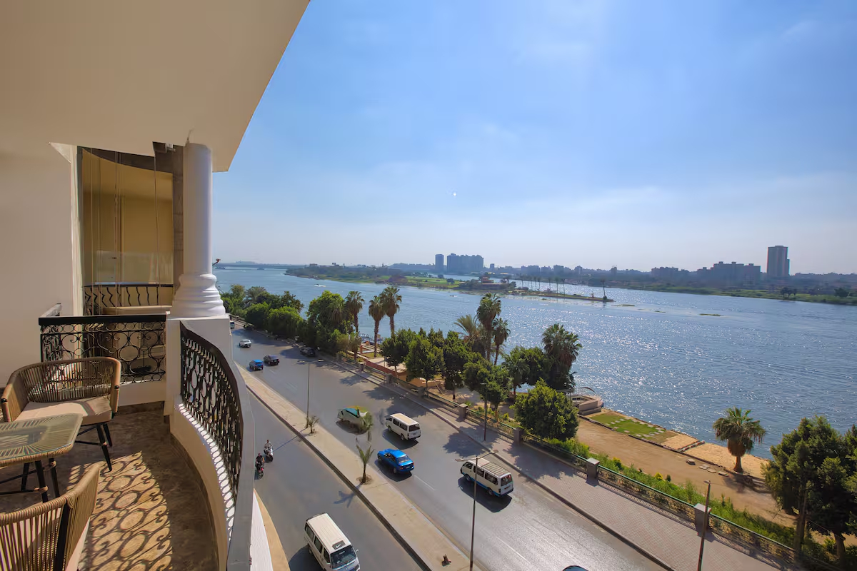 Exclusive 4-BR Nilefront | Best View in Cairo — Apartment in Old cairo, Egypt