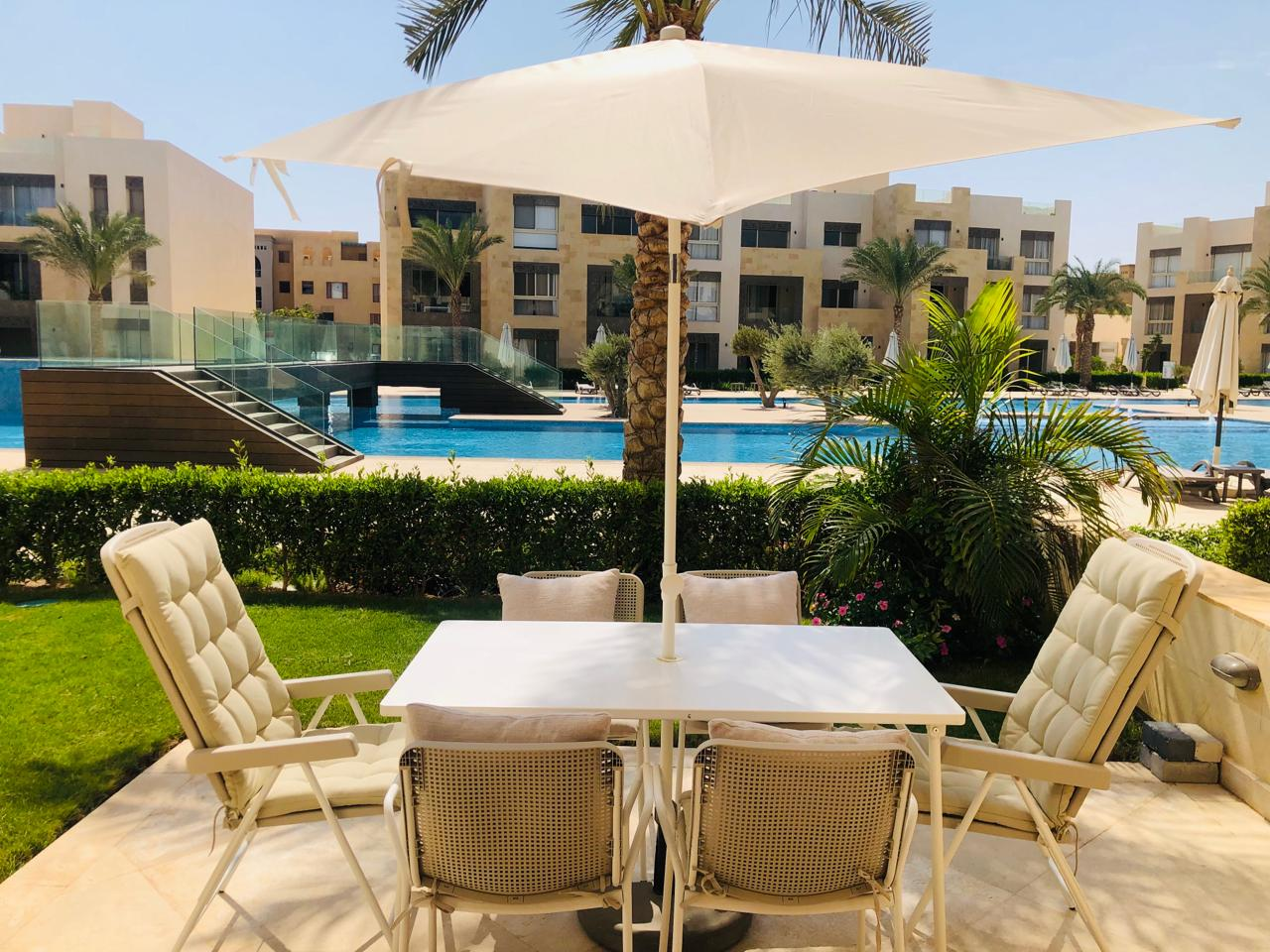 Jazzy 1BDR w/ Outdoor Pool View Terrace| Free Pool & Beach Access — House in Mangroovy Residence, El Gouna, Egypt — photo 9
