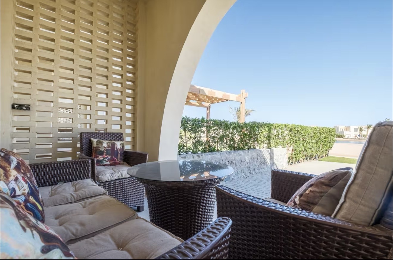 2Bdr Shedwan Elgouna (Pool&Sea) View — Vacation home in Shedwan Elgouna, Egypt — photo 15
