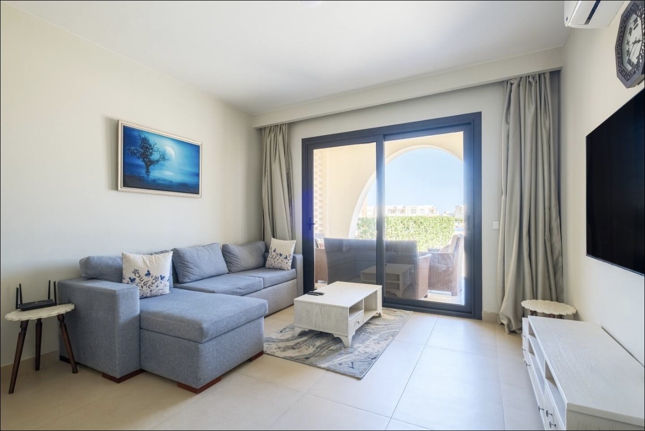 2Bdr Shedwan Elgouna (Pool&Sea) View — Vacation home in Shedwan Elgouna, Egypt — photo 37
