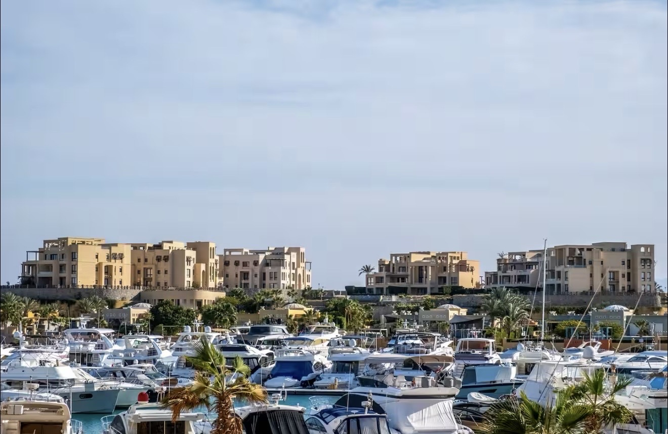 2Bdr Marina Bliss: A Serene Escape photo 5
