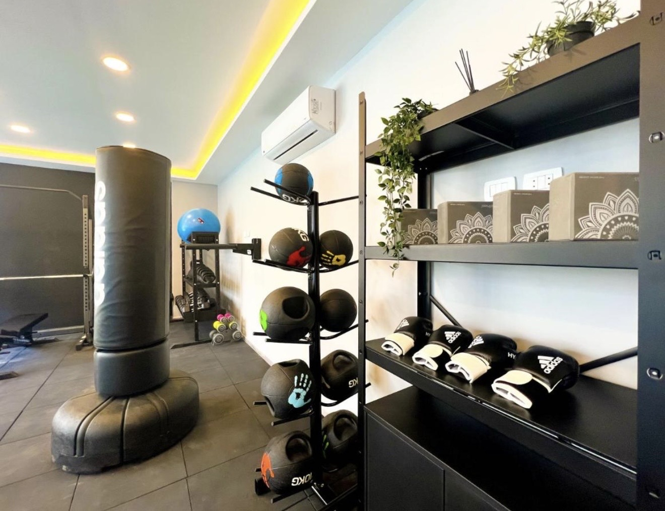 Deluxe Studio with Pool & Gym Access — Studio in Imperial Resort Hurghada, Red Sea, Egypt — photo 11