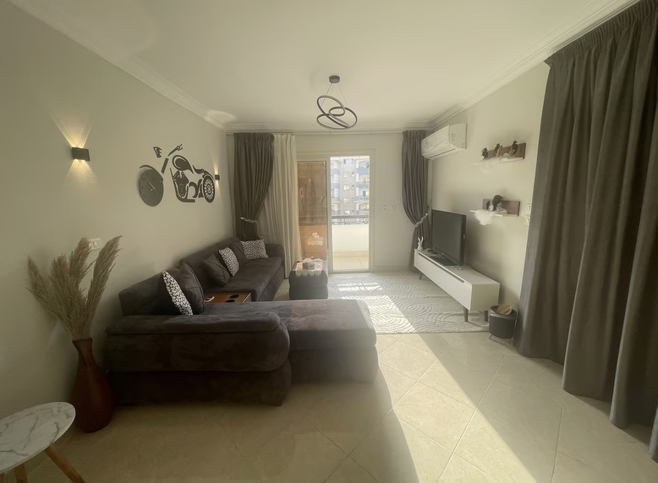 2Bdr Compound Apartment 5 min-Airport — Apartment in Gardenia City, Egypt — photo 3