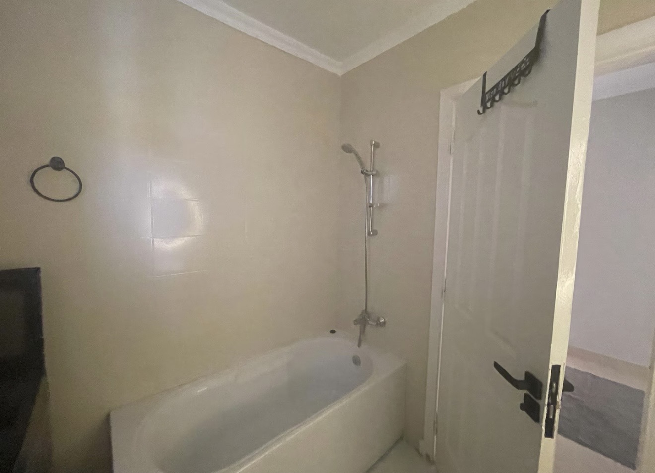 2Bdr Compound Apartment 5 min-Airport — Apartment in Gardenia City, Egypt — photo 31