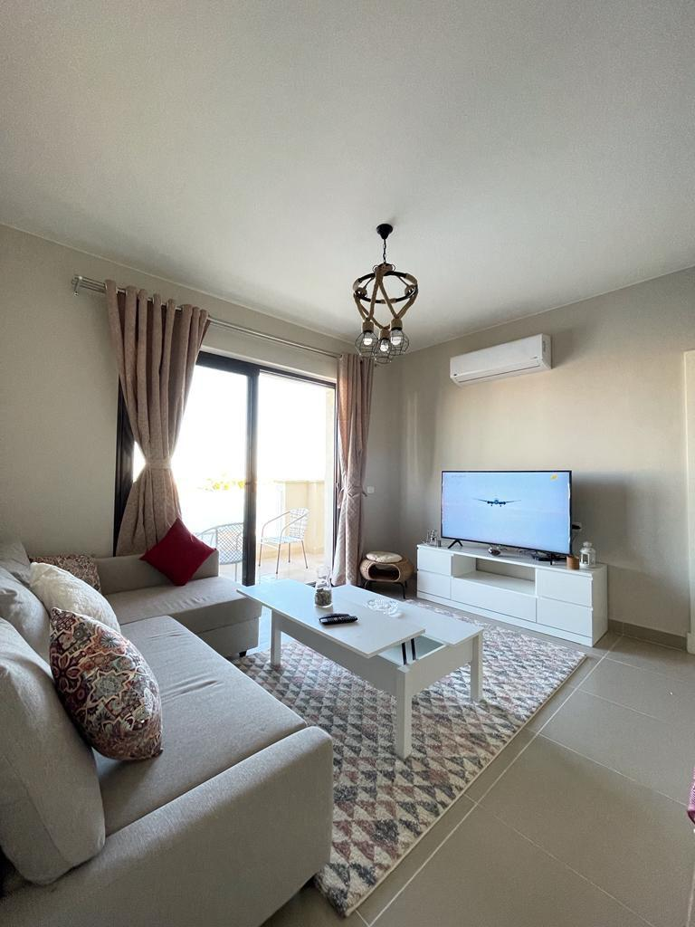Cyan Lagoon View Retreat | 2BR with Pool Access — Apartment in Cyan Elgouna, Red Sea, Egypt — photo 3
