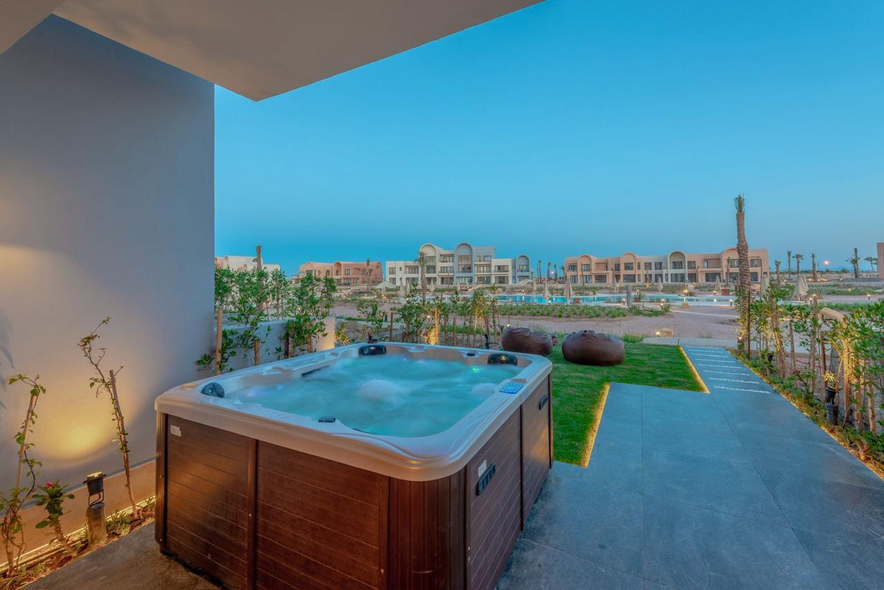 Kamran Retreat | 1BR Lagoon View & Private Jacuzzi — Chalet in Kamaran Elgouna, Red Sea, Egypt — photo 3