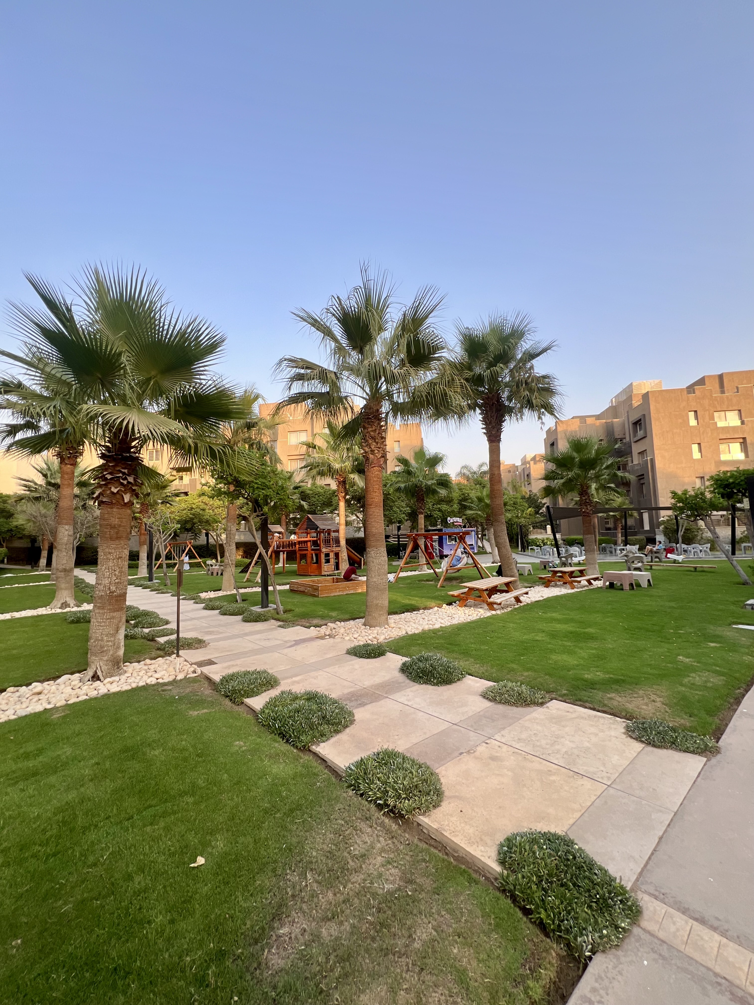 Modern Studio Near to the Mall and Restaurants — Unit in The Village Palm Hills, New Cairo, Egypt, Egypt — photo 3