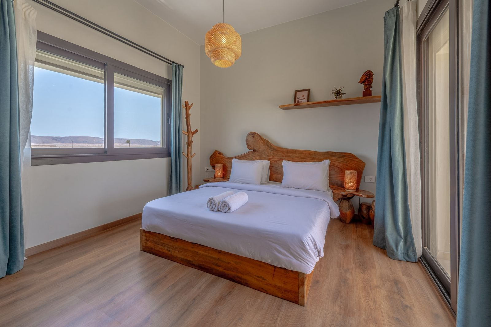 Chic 3BR Shedewan	Lagoon View & Shared Pool — Townhouse in Shedwan Elgouna, Red Sea, Egypt — photo 13