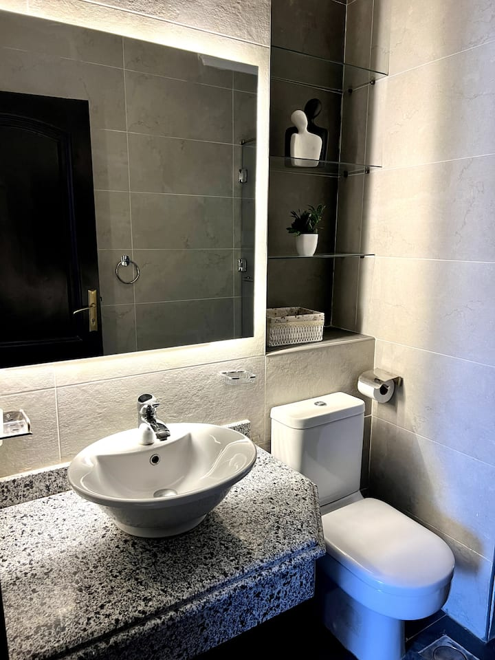 SODIC Eastown Chic 3-Bed + Nanny Serviced *NEW* — Apartment in SODIC Eastown,New Cairo, Egypt, Egypt — photo 32