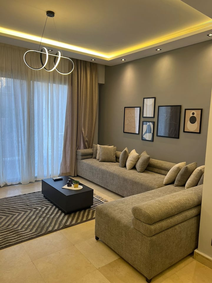 1 Bedroom AUC Village Gate Modern New Cairo -Trce — Unit in AUC Village, New Cairo, Egypt, Egypt — photo 4