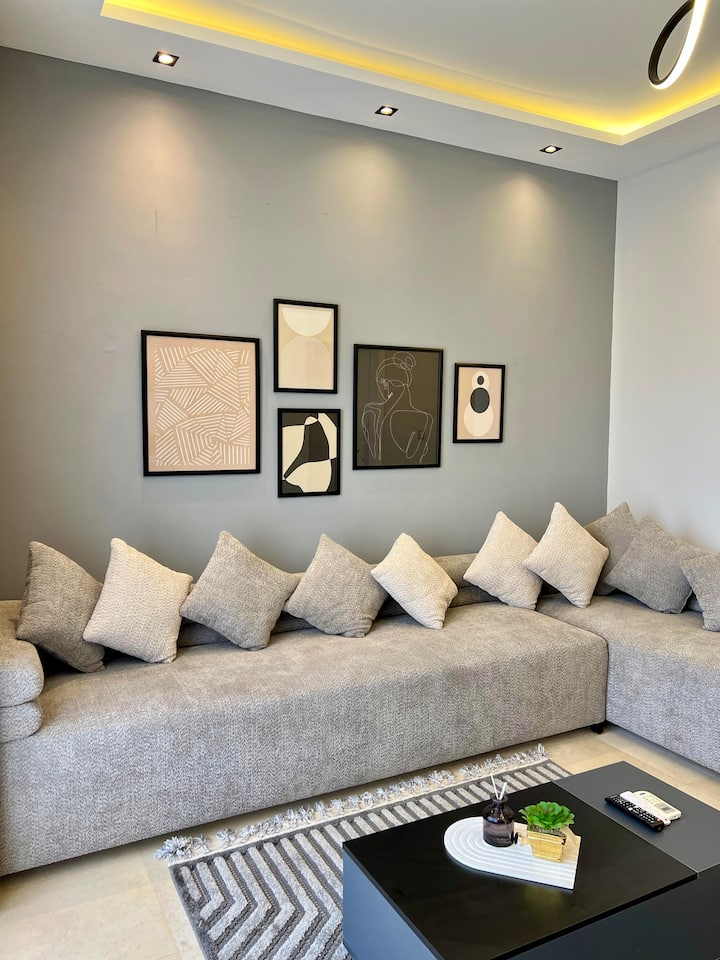 1 Bedroom AUC Village Gate Modern New Cairo -Trce — Unit in AUC Village, New Cairo, Egypt, Egypt — photo 9