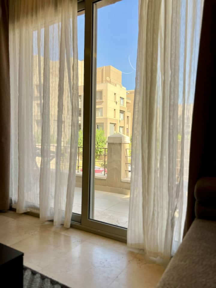 1 Bedroom AUC Village Gate Modern New Cairo -Trce — Unit in AUC Village, New Cairo, Egypt, Egypt — photo 10