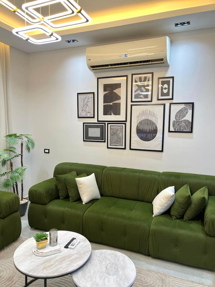 Next to WaterWay Charm Near Mall and Restaurants — Apartment in Next to WaterWay, New Cairo, Egypt, Egypt — photo 9