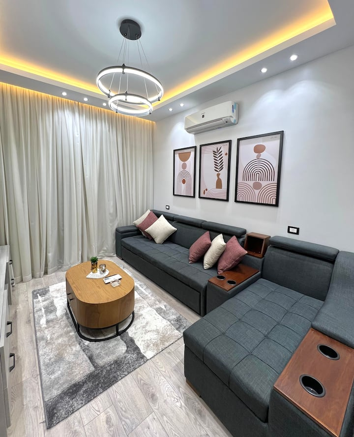 Next to WaterWay Charm Near Mall and Restaurants — Apartment in Next to WaterWay, New Cairo, Egypt, Egypt — photo 11
