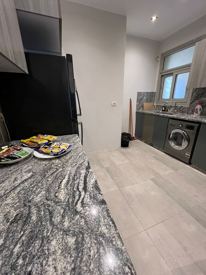 Designer Finish Prestigious AUC Palm Hills VG 2Bed — Apartment in AUC Palm Hills VG, New Cairo, Egypt, Egypt — photo 9
