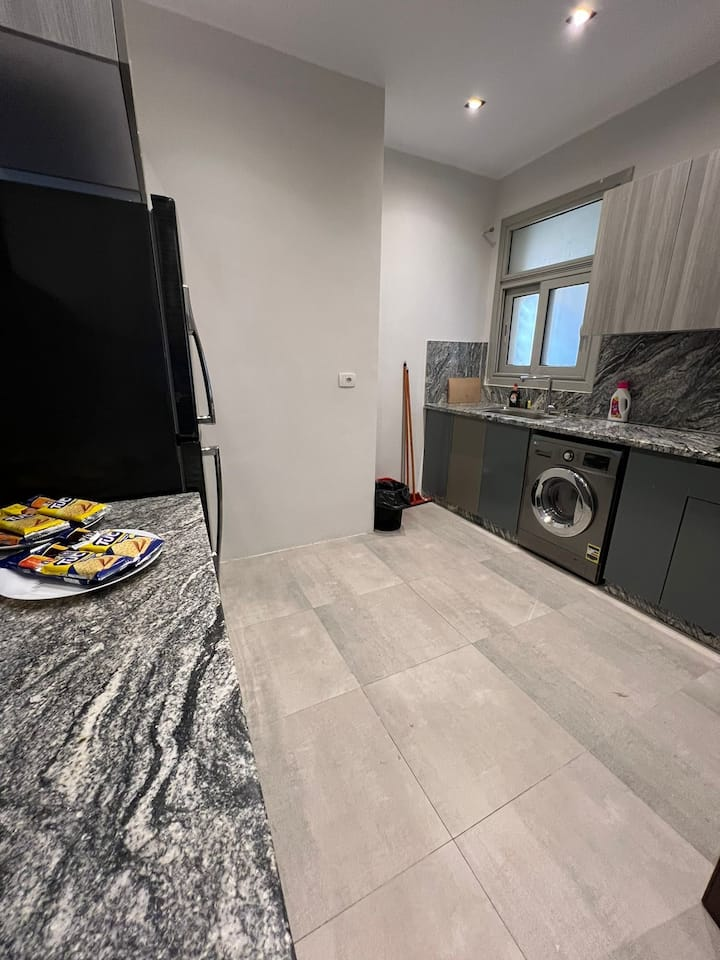 Designer Finish Prestigious AUC Palm Hills VG 2Bed — Apartment in AUC Palm Hills VG, New Cairo, Egypt, Egypt — photo 10
