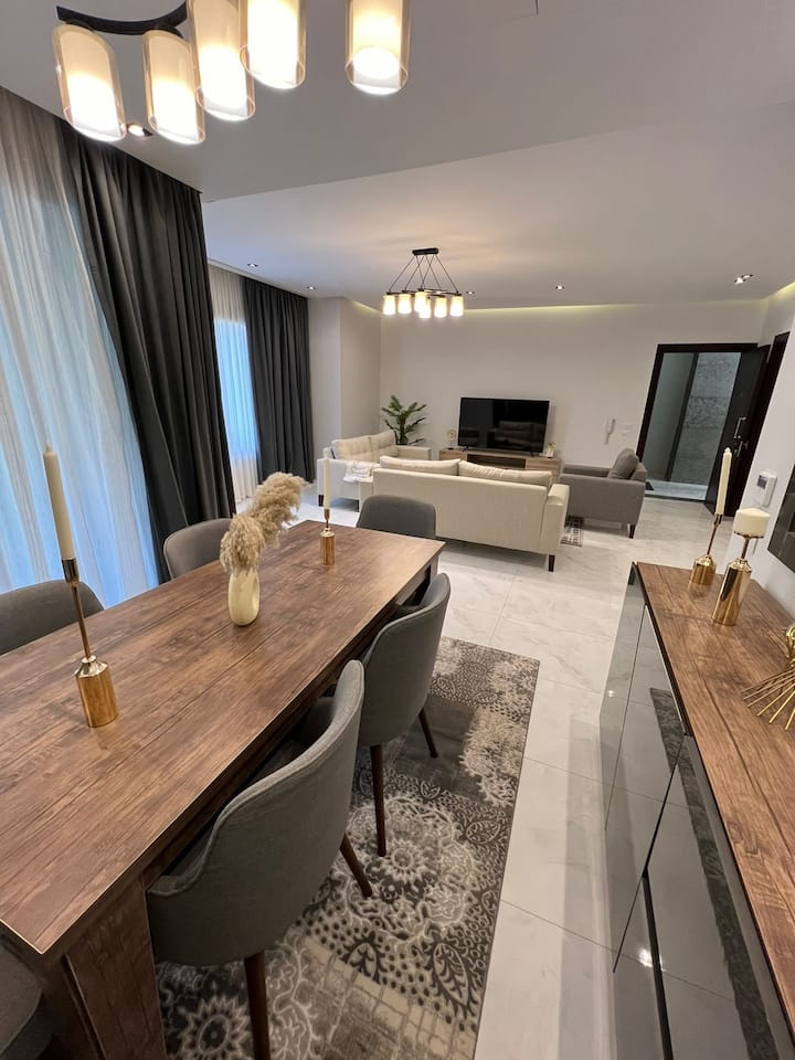 Designer Finish Prestigious AUC Palm Hills VG 2Bed — Apartment in AUC Palm Hills VG, New Cairo, Egypt, Egypt — photo 16