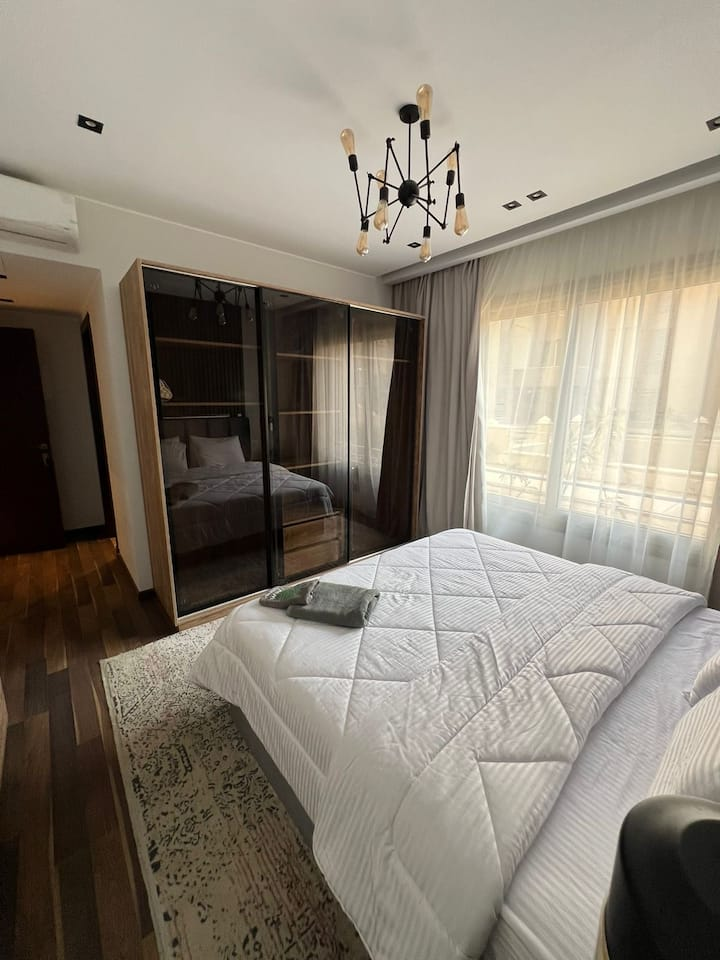 Designer Finish Prestigious AUC Palm Hills VG 2Bed — Apartment in AUC Palm Hills VG, New Cairo, Egypt, Egypt — photo 34
