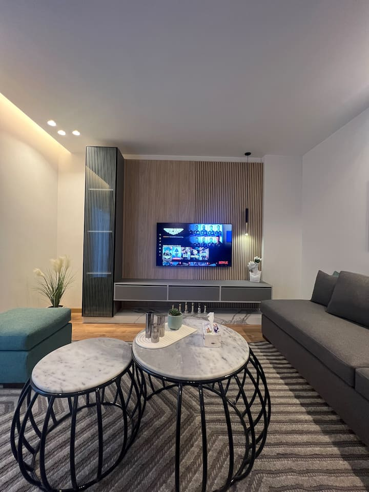 Très Chic 2-Bed W/ Private Patio — Apartment in Lakeview, New Cairo, Egypt, Egypt — photo 4