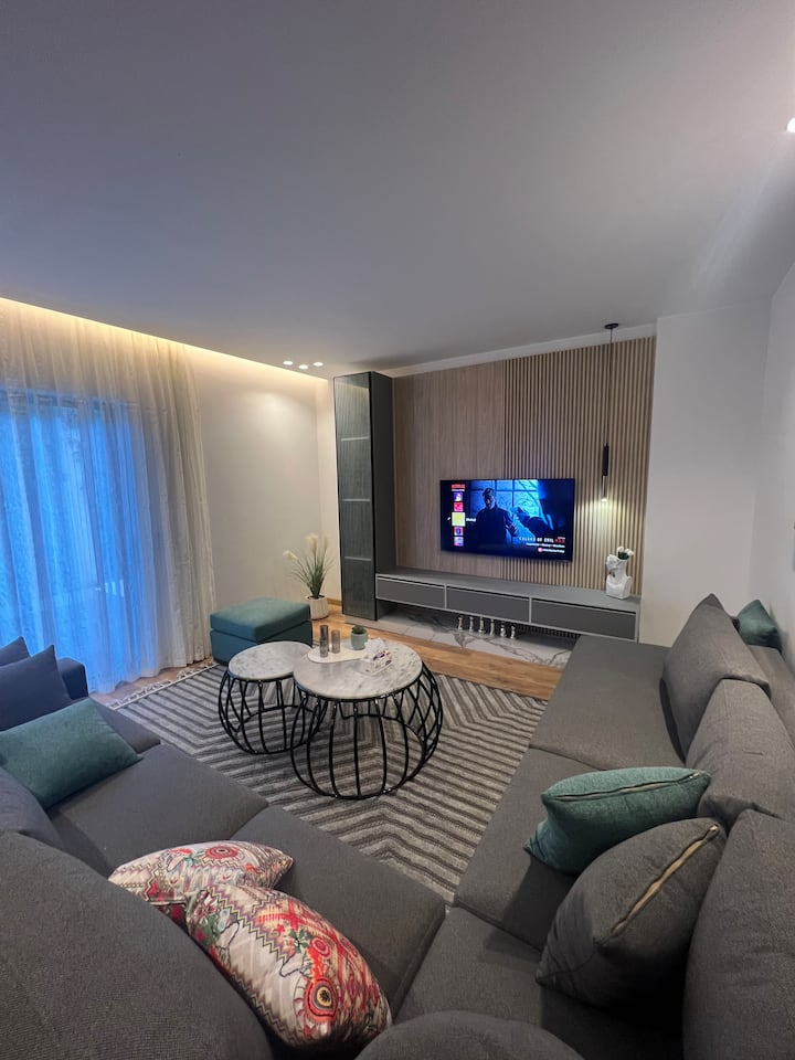 Très Chic 2-Bed W/ Private Patio — Apartment in Lakeview, New Cairo, Egypt, Egypt — photo 5