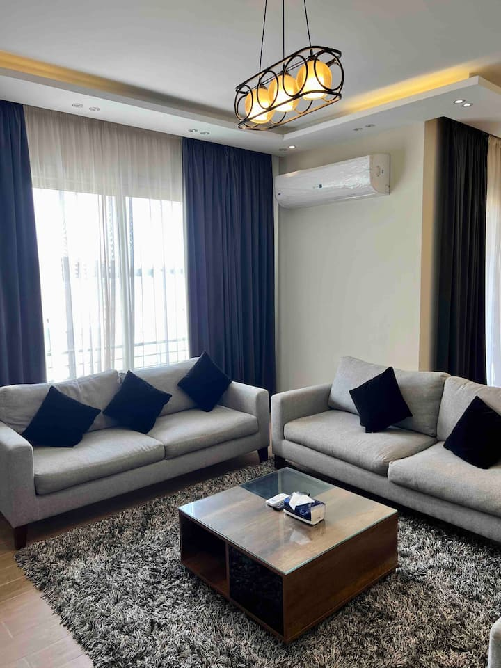 Palm Hills 2-Bed Serviced Aprtment — Apartment in Palm Hills 'The Village Gate, New Cairo, Egypt, Egypt — photo 5