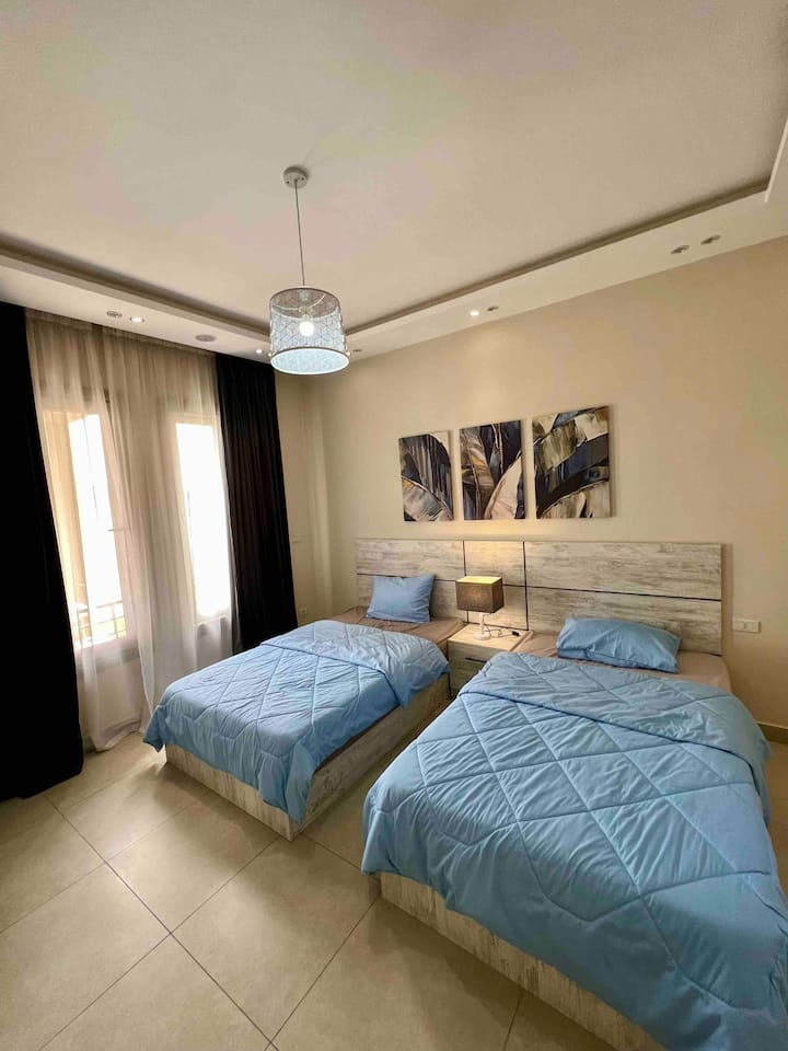 Palm Hills 2-Bed Serviced Aprtment — Apartment in Palm Hills 'The Village Gate, New Cairo, Egypt, Egypt — photo 22
