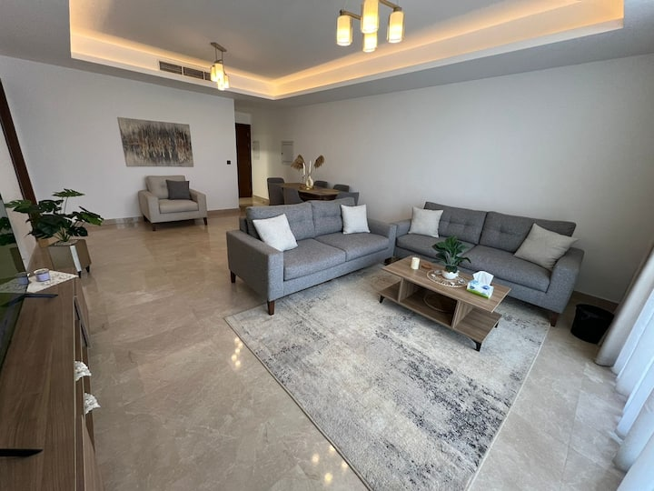 CFC Business District Elite 2-Bed Serviced Aprtmt — Apartment in Aura Apartments CFC, New Cairo, Egypt, Egypt — photo 3