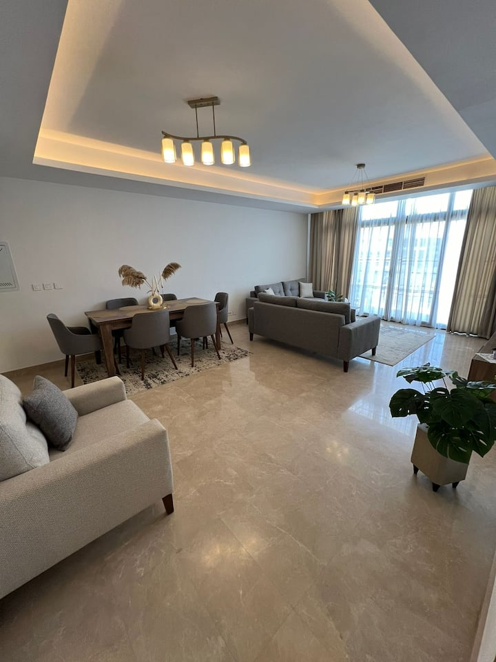 CFC Business District Elite 2-Bed Serviced Aprtmt — Apartment in Aura Apartments CFC, New Cairo, Egypt, Egypt — photo 4