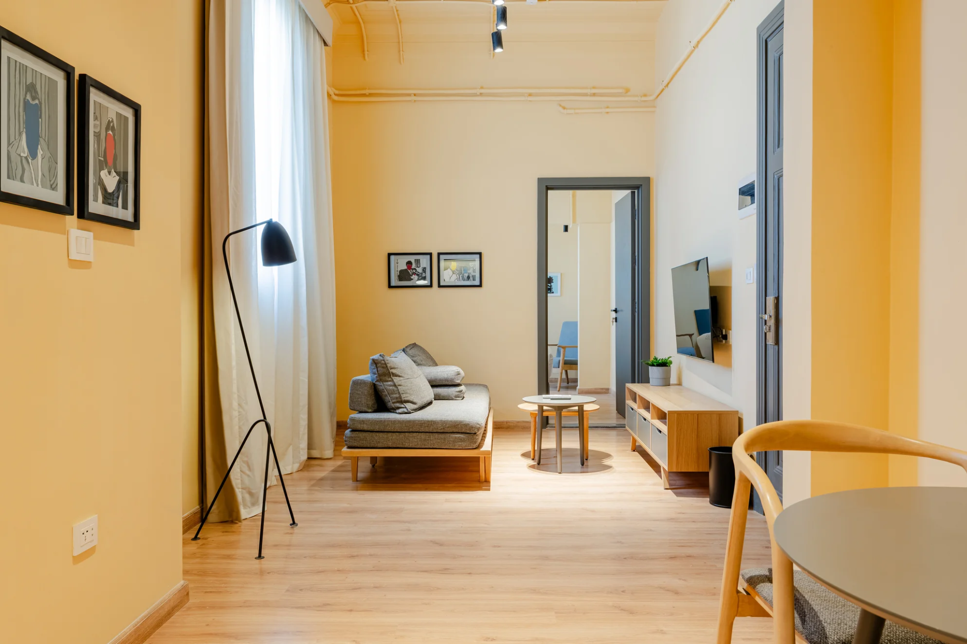One Bedroom Apartment 3