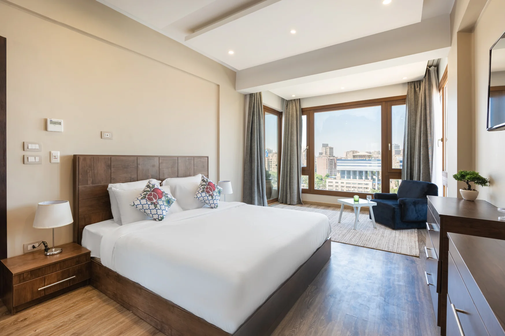 Two Bedroom Apartment Nile view Next to Om Kolthoom Hotel — Apartment in 5 Abou El Feda, Egypt — photo 7