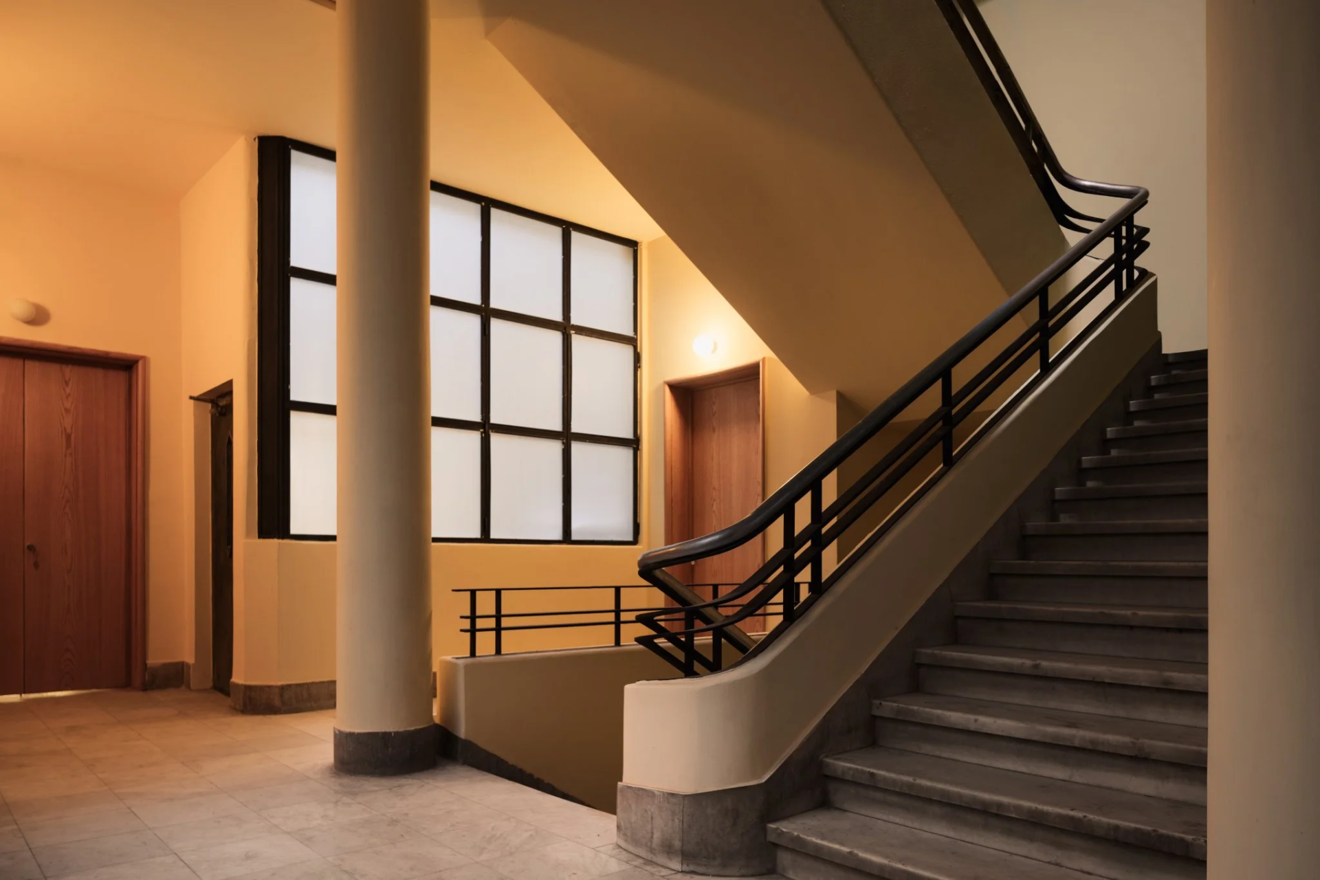 Studio With Kitchenette And Balcony Next To Tahrir Square — Studio in Downtown Cairo | Talaat Harb Mall, Egypt — photo 4
