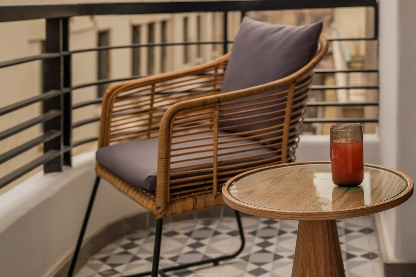 Studio With Kitchenette And Balcony Next To Tahrir Square — Studio in Downtown Cairo | Talaat Harb Mall, Egypt — photo 9