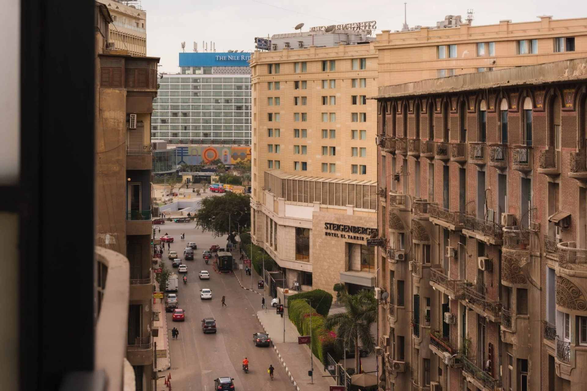 One Bedroom Suite city view Next To Tahrir Square 4