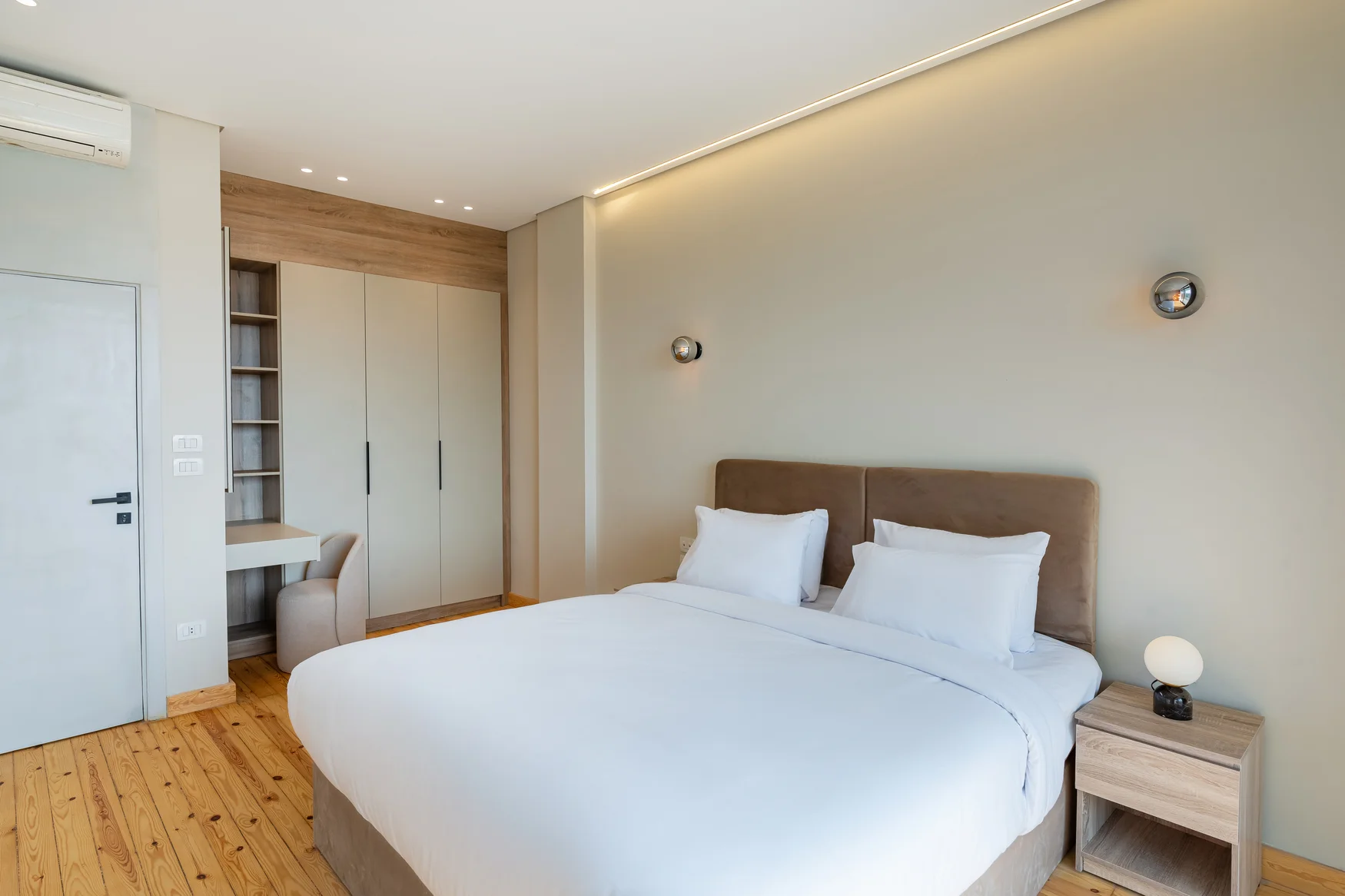Two Bedroom Apartment Nile view Next to Om Kolthoom Hotel — Apartment in Zamalek | Nile View, Egypt — photo 11
