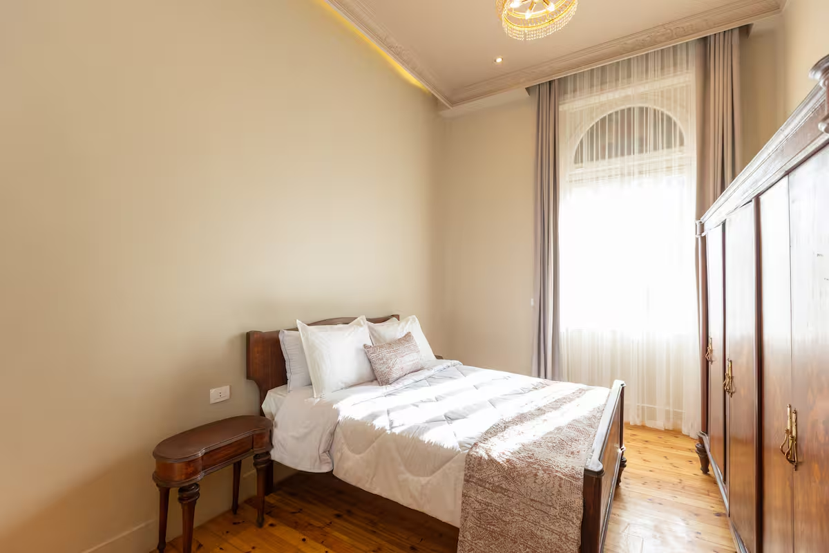 Downtown Glass & Glory | Heritage Stay — Apartment in Downtown Cairo, Egypt — photo 35