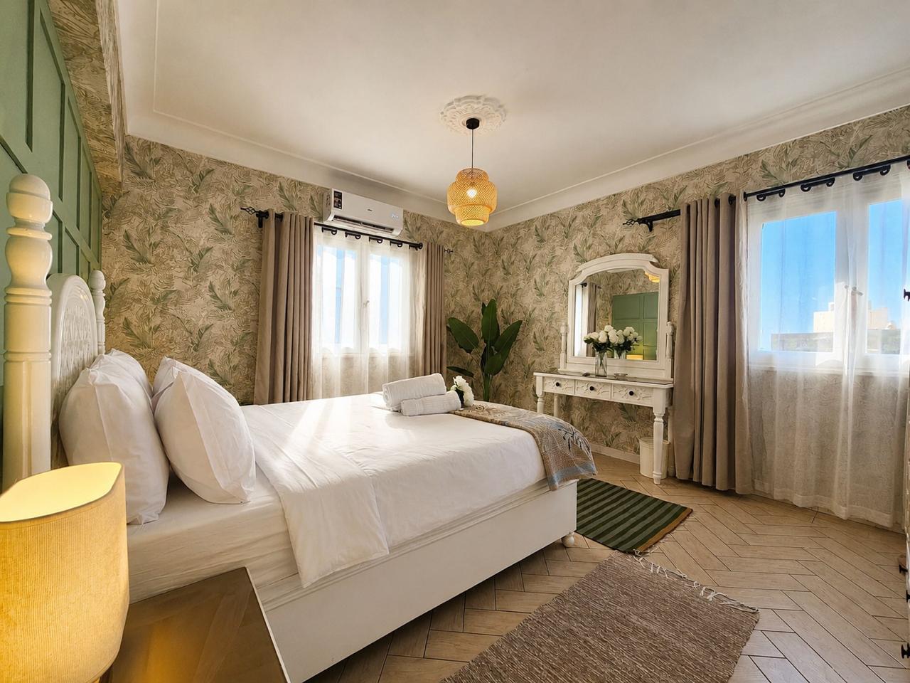 Sea View 2BDR Apartment | Alexandria 4