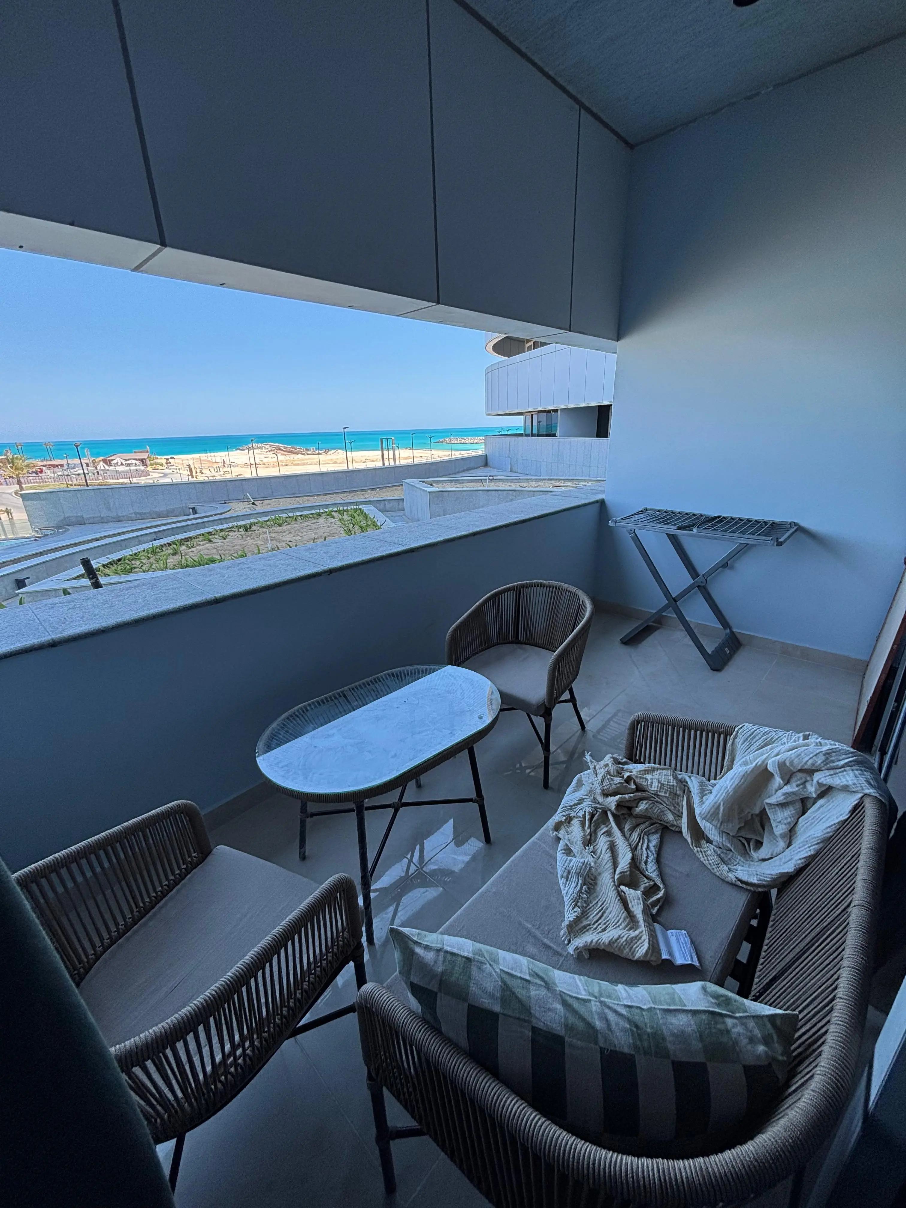 Studio @ City Edge | Pool and Sea view — Apartment in City Edge, Egypt — photo 6