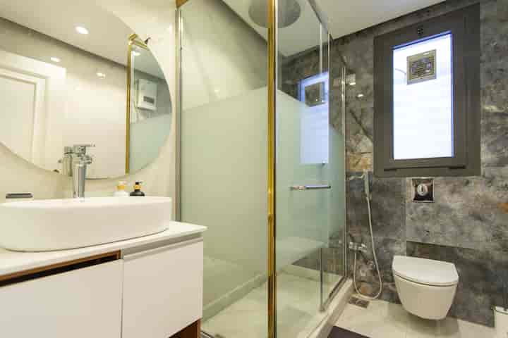 4BR Penthouse+Maid’s Room|Pool &Jacuzzi | Lakeview — Penthouse in Lakeview, New Cairo, Egypt — photo 21
