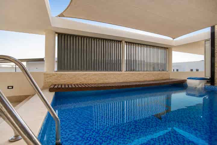 4BR Penthouse+Maid’s Room|Pool &Jacuzzi | Lakeview — Penthouse in Lakeview, New Cairo, Egypt — photo 41