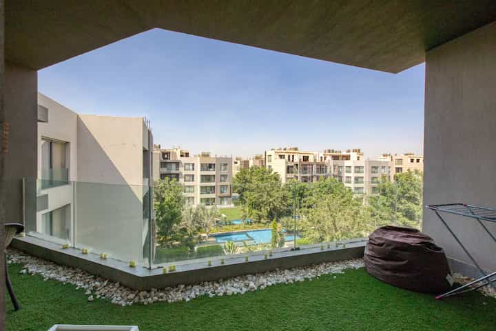 Elegant Garden & Pool View 2-BR Apt | Silverpalm — Apartment in Located in the heart of New Cairo City, Cairo Governorate, Egypt, Egypt — photo 29
