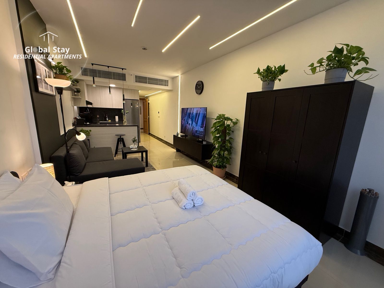Modern Fully Furnished Studio — Studio in New Cairo, Egypt, Egypt — photo 10