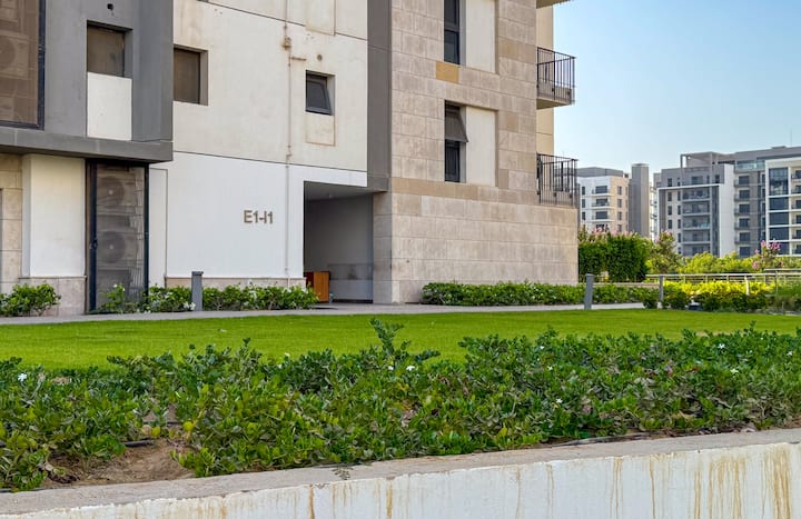 3BR Luxury Apt + Maid Room | Pool Table -Zed West — Apartment in Zed West | El Sheikh Zayed, Egypt — photo 34