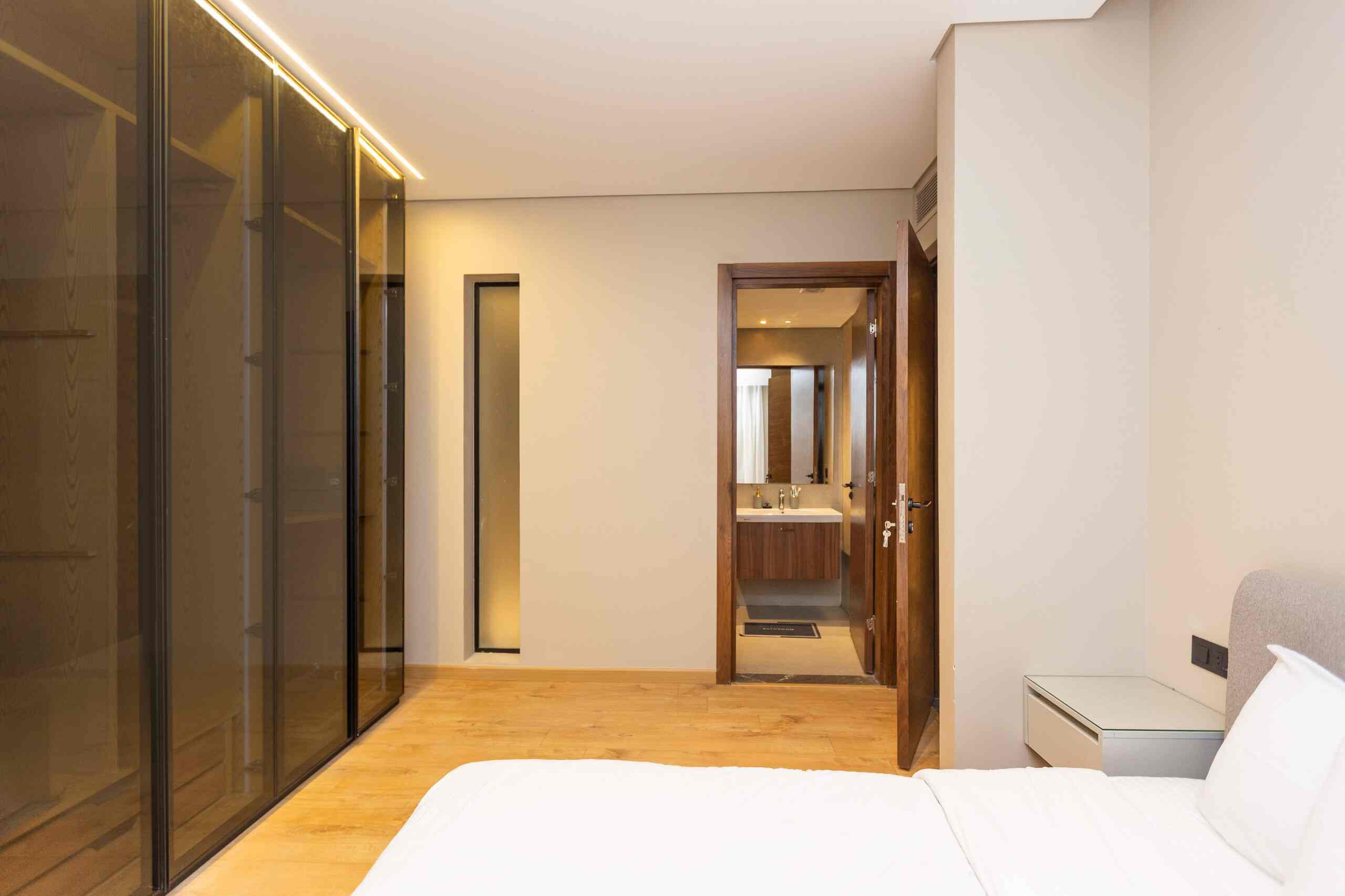 Extra-Wide 3-Bdr Apt | Garden & Pool | Silverpalm — Apartment in New Cairo ,Cairo, Egypt — photo 21