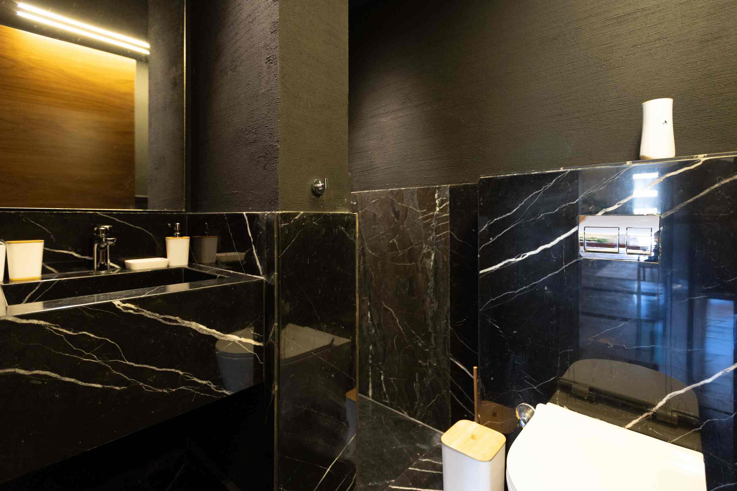 Extra-Wide 3-Bdr Apt | Garden & Pool | Silverpalm — Apartment in New Cairo ,Cairo, Egypt — photo 29